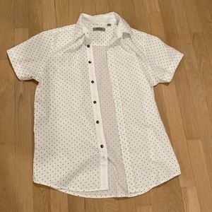 Kenneth Cole Reaction White and Black Polka Dot Short Sleeve Button Down Shirt